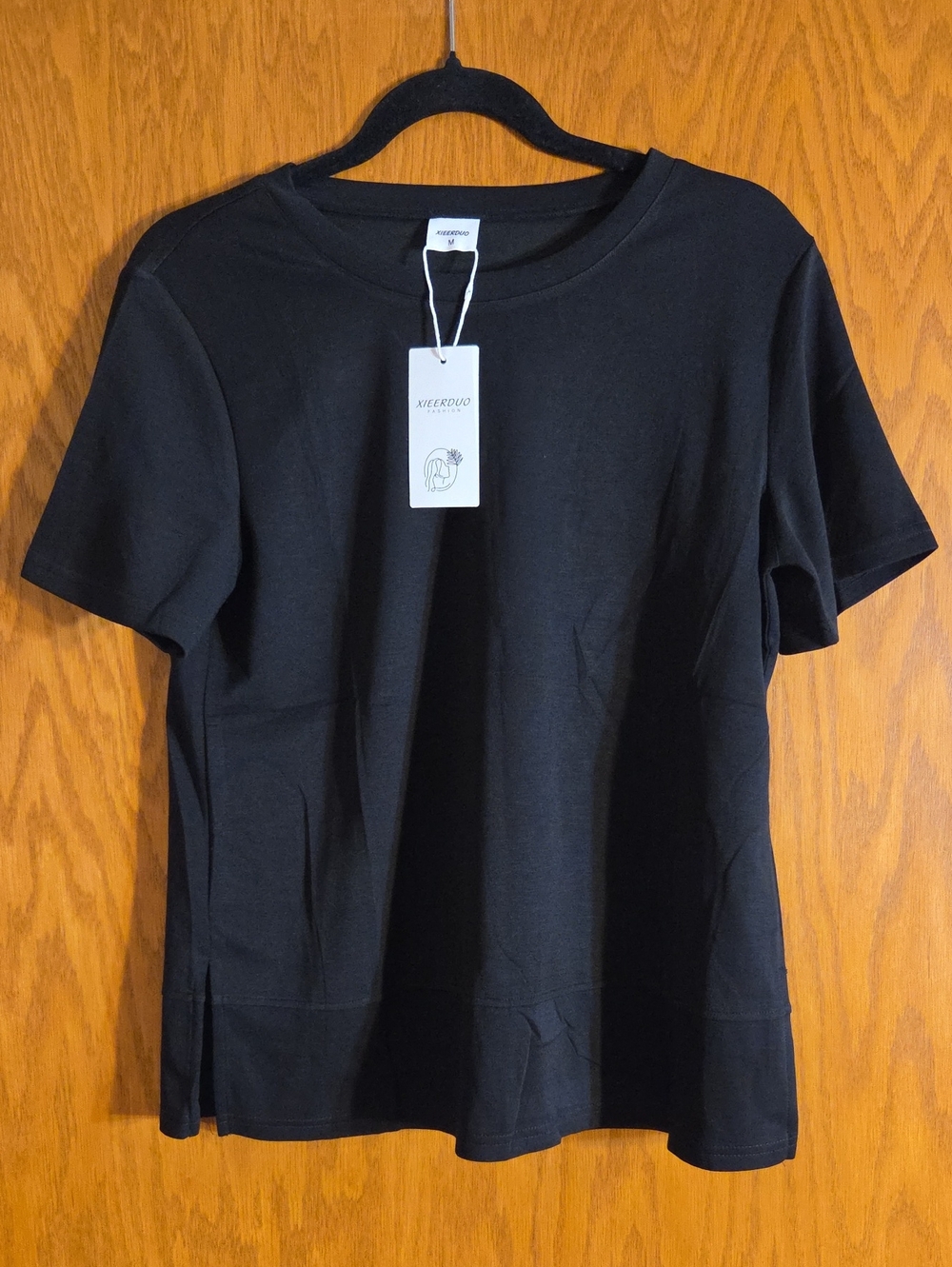 Xieerduo Black Short Sleeve Crewneck Top Size Medium